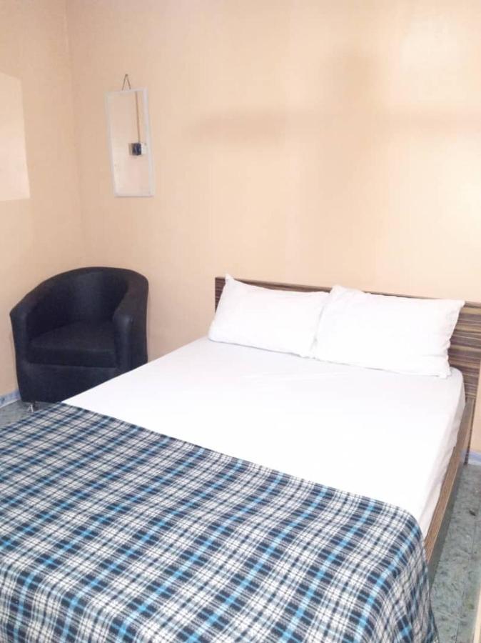 Legendary Inn & Lounge Bale Akiosi Екстер'єр фото