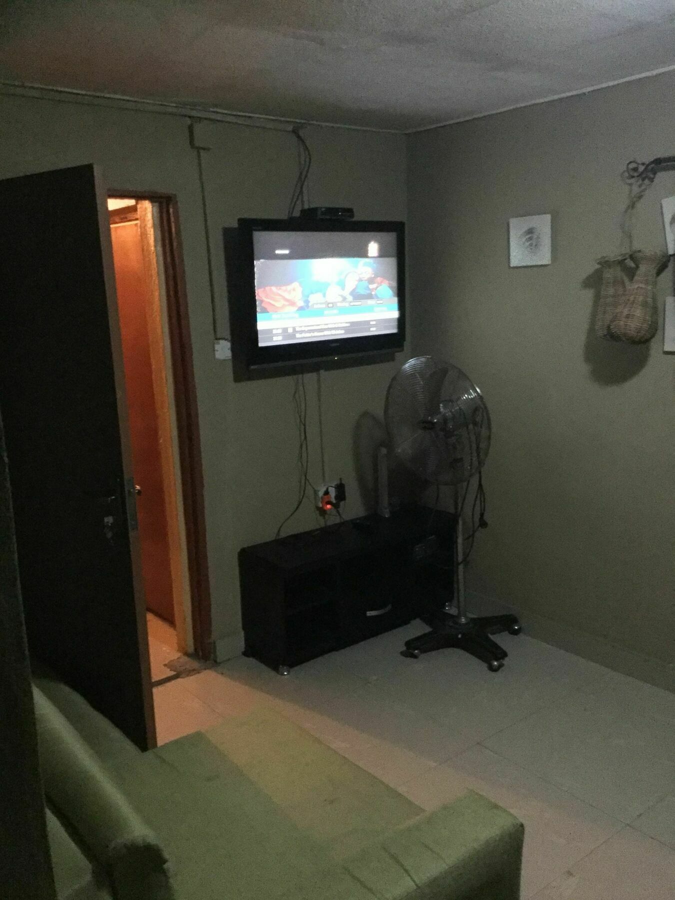 Legendary Inn & Lounge Bale Akiosi Екстер'єр фото